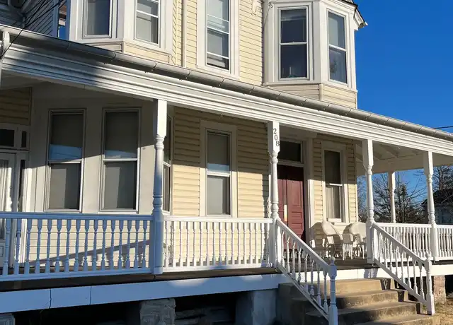 Property at 208 Summit Ave, Fort Washington, PA, 19034, 1 bed, 1 bath, [object Object]