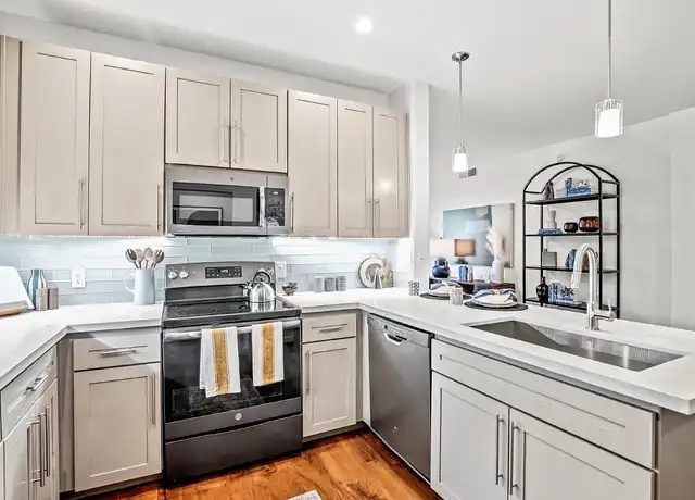 Property at Cortland South Mountain - 7017 S Priest Dr, Tempe, AZ, 85283, 2 beds, 2 baths, [object Object]
