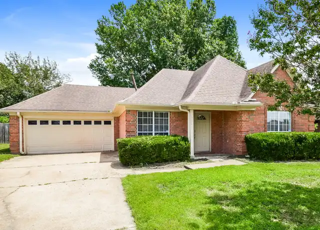 Property at 7842 Benton Dr, Southaven, MS, 38671, 3 beds, 2 baths, [object Object]
