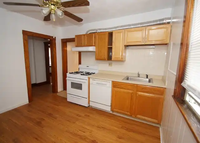 Property at 6 1st St Unit 1, Medford, MA, 02155, 2 beds, 1 bath, [object Object]