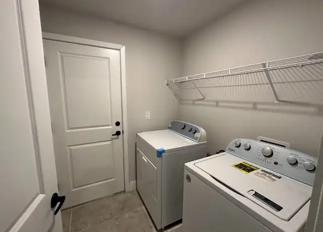 Property at 2710 28th St SW, Lehigh Acres, FL, 33976, 4 beds, 2 baths, [object Object]