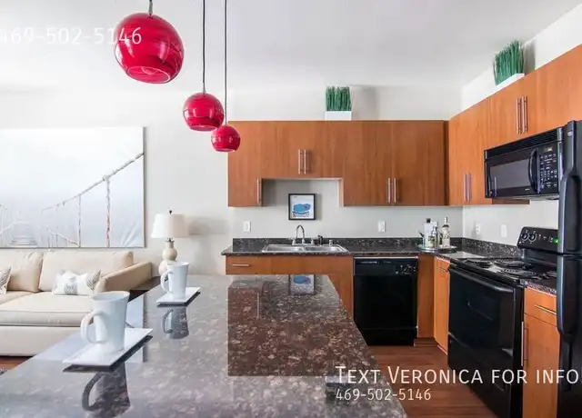 Property at 1811 Greenville Ave Unit 76274-1075, Dallas, TX, 75206, 2 beds, 2 baths, [object Object]