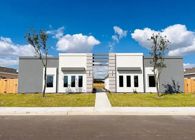 Property at 4004 Walnut Ave Unit 3, McAllen, TX, 78501, 2 beds, 2 baths, [object Object]