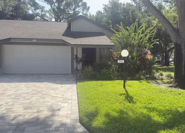 Property at 4765 Oak Forest Dr W, Sarasota, FL, 34231, 2 beds, 2 baths, [object Object]
