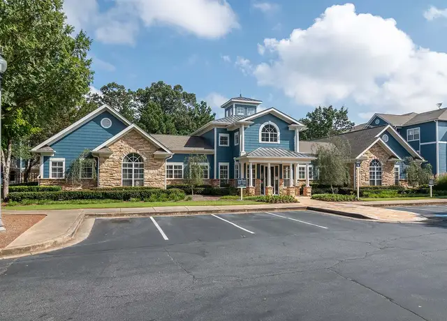 Photo of 1 Sycamore Ln, Woodstock, GA 30188