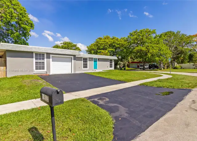 Property at 7913 NW 72nd Ave, Tamarac, FL, 33321, 3 beds, 2 baths, [object Object]