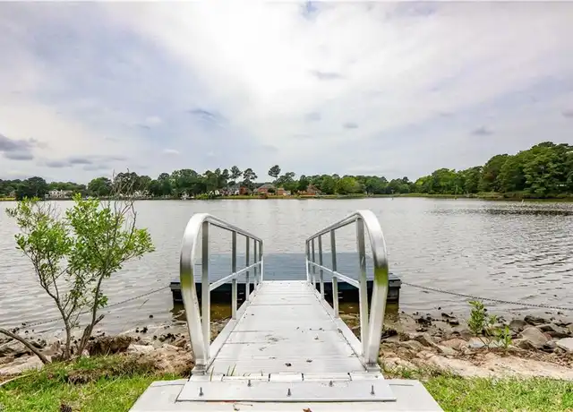 Property at 2320 Sterling Point Dr, Portsmouth, VA, 23703, 4 beds, 3 baths, [object Object]
