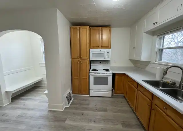 Property at 708 Jefferson St, Klamath Falls, OR, 97601, 2 beds, 1 bath, [object Object]