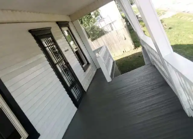 Property at 105 Holly Ave, Mingo Junction, OH, 43938, 2 beds, 1 bath, [object Object]