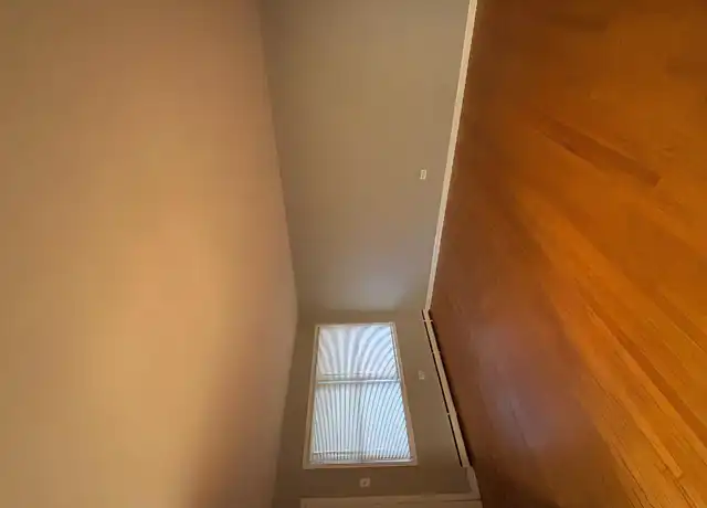 Property at 5001 Columbus Dr, Oak Lawn, IL, 60453, 1 bed, 1 bath, [object Object]