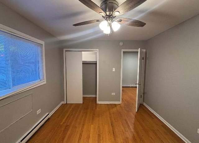 Photo of 5001 Columbus Dr, Oak Lawn, IL 60453