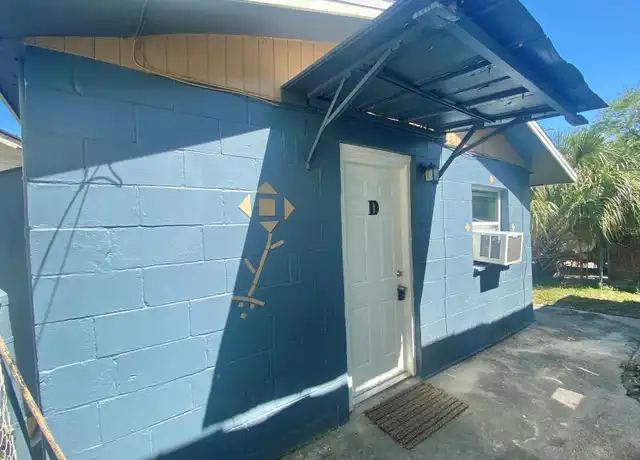 Property at 2531 W Cherry St Unit D, Tampa, FL, 33607, 1 bed, 1 bath, [object Object]