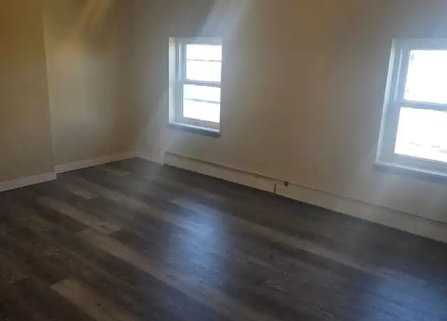 Property at 32 N Jefferson St Unit 2, Allentown, PA, 18102, 2 beds, 1 bath, [object Object]