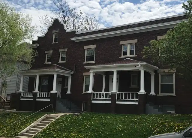 Property at 2917 Jackson St Unit 10, Omaha, NE, 68105, 1 bed, 1 bath, [object Object]
