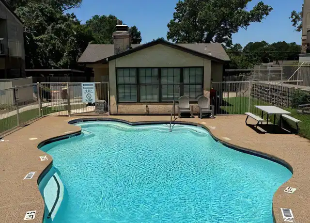 Property at 1730 Crest Point Dr, Arlington, TX, 76012, 1 bed, 1 bath, [object Object]
