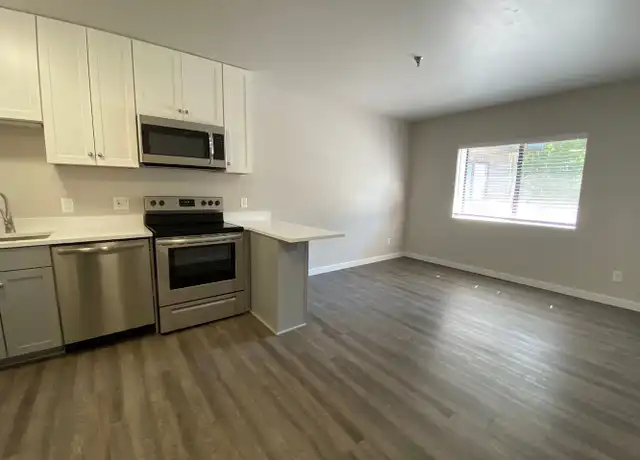 Property at 620 Red Table Dr, Gypsum, CO, 81637, 1 bed, 1 bath, [object Object]