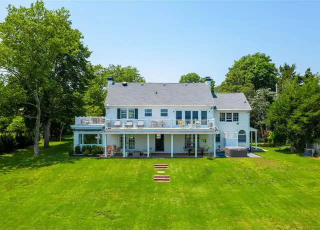 Property at 5 Thorn Hedge Rd, Bellport, NY, 11713, 3 beds, 2.5 baths, [object Object]