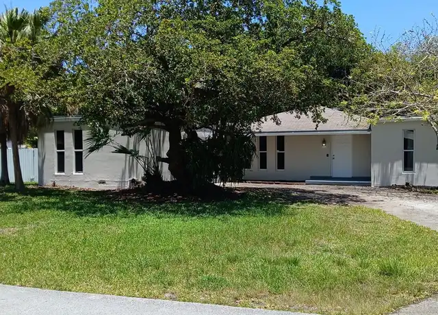 Property at 17131 SW 85th Ave, Palmetto Bay, FL, 33157, 4 beds, 2 baths, [object Object]