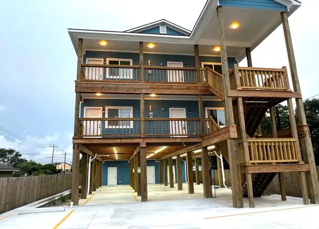 Property at 175 W 6th St Unit c, Kemah, TX, 77565, 2 beds, 2 baths, [object Object]