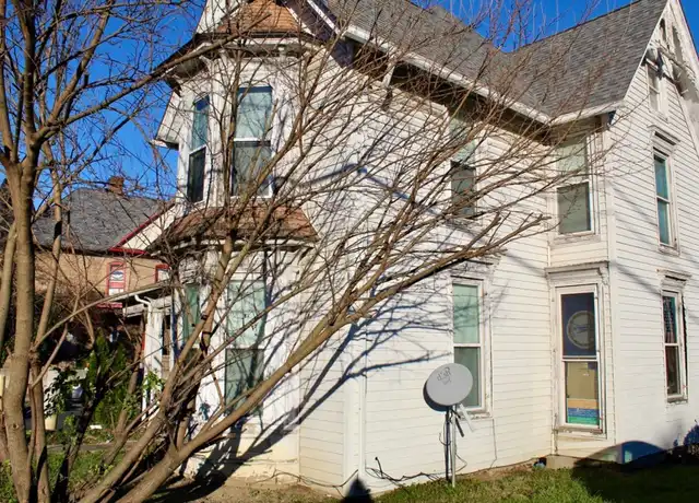 Property at 360 N High St, Harrisonburg, VA, 22802, 4 beds, 2 baths, [object Object]