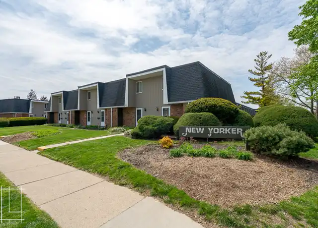 Property at 393 Buttles Ave Apt C, Columbus, OH, 43215, 2 beds, 1.5 baths, [object Object]