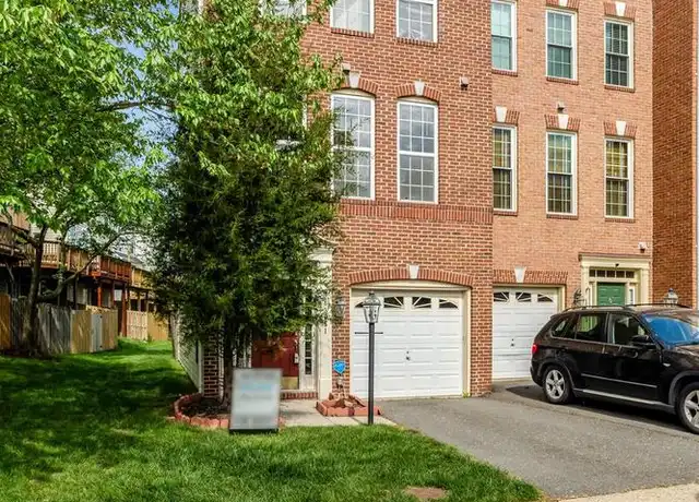 Property at 13051 Park Crescent Cir, Herndon, VA, 20171, 3 beds, 2.5 baths, [object Object]