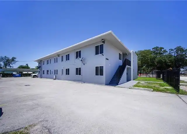 Property at 1000 NW 95th Ter Unit 103, Miami, FL, 33150, 1 bed, 1 bath, [object Object]