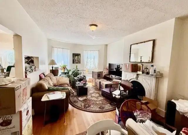 Property at 11 Concord Sq Unit 3, Boston, MA, 02118, 1 bed, 1 bath, [object Object]