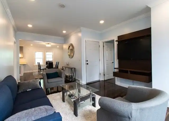 Property at 72 Main St #1, Quincy, MA, 02169, 3 beds, 2 baths, [object Object]