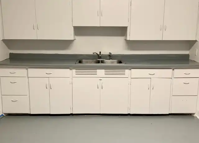 Property at 1916 4th Ave E Unit 1, Hibbing, MN, 55746, 1 bed, 1 bath, [object Object]