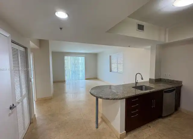 Property at 7280 SW 89th St Unit D303, Miami, FL, 33156, 1 bed, 1 bath, [object Object]