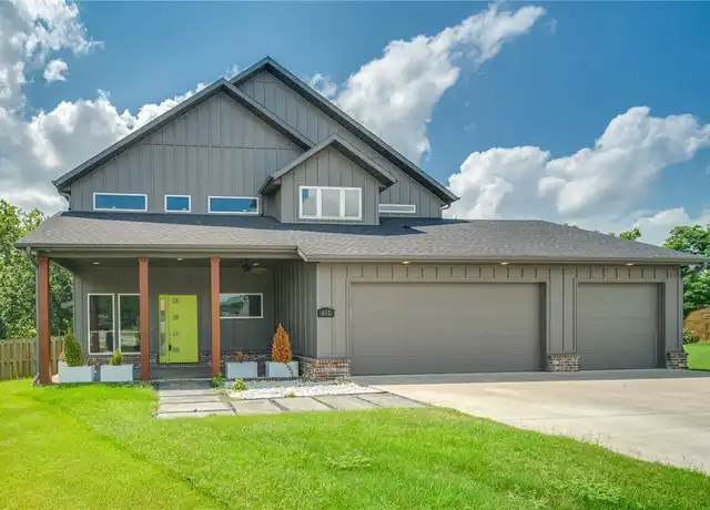 Property at 612 S 58th Ct, Rogers, AR, 72758, 3 beds, 2.5 baths, [object Object]