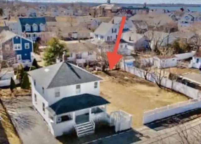 Property at 24 P St, Hull, MA, 02045, 3 beds, 2.5 baths, [object Object]