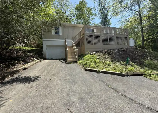 Property at 157 Pinewood Dr N, East Stroudsburg, PA, 18302, 3 beds, 1 bath, [object Object]