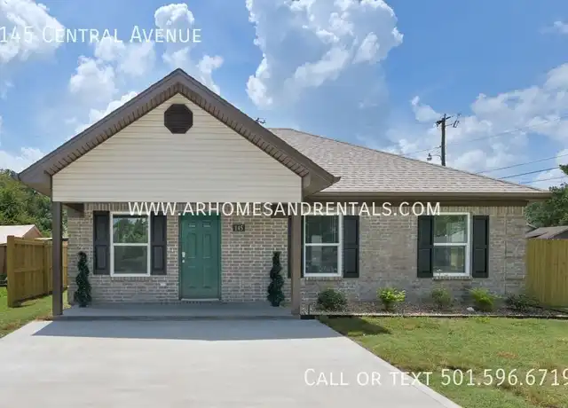 Property at 145 Central Ave, Jacksonville, AR, 72076, 4 beds, 2 baths, [object Object]