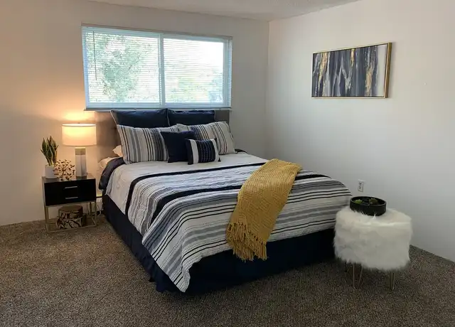 Property at Mohawk Green Apartments - 704 Mohawk Dr, Boulder, CO, 80303, 1 bed, 1 bath, [object Object]