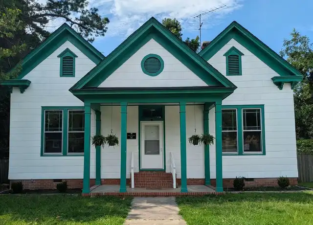 Property at 206 Jackson St W, Wilson, NC, 27893, 3 beds, 1 bath, [object Object]