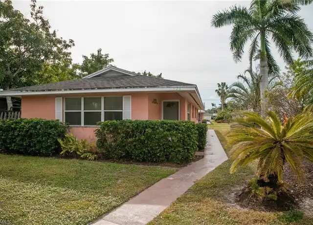 Property at 524 97th Ave N, Naples, FL, 34108, 1 bed, 1 bath, [object Object]