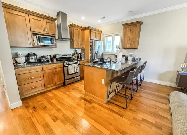 Property at 123 Webster Ave #1, Cambridge, MA, 02141, 2 beds, 1 bath, [object Object]