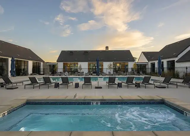 Property at Seasons at Meridian - 2700 E Overland Rd, Meridian, ID, 83642, 1 bed, 1 bath, [object Object]