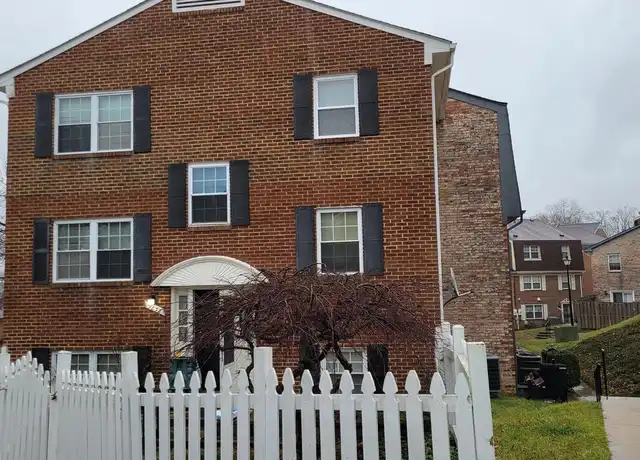 Property at 9832 Hagel Cir, Lorton, VA, 22079, 4 beds, 2 baths, [object Object]