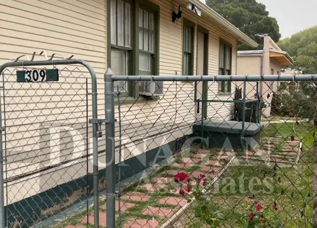 Property at 309 N Halagueno St, Carlsbad, NM, 88220, 1 bed, 1 bath, [object Object]