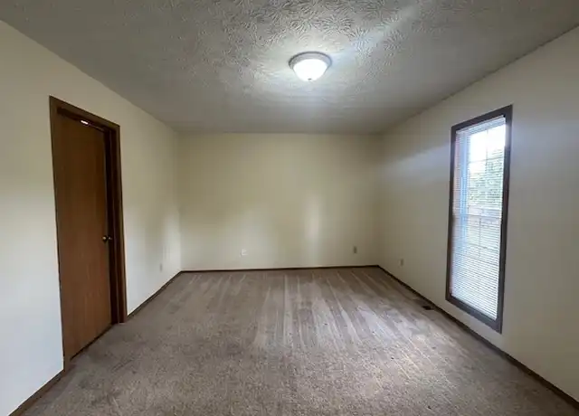 Property at 416 Seville Dr, Hurricane, WV, 25526, 3 beds, 1.5 baths, [object Object]