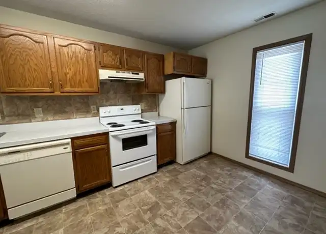 Property at 402 Seville Dr, Hurricane, WV, 25526, 3 beds, 1.5 baths, [object Object]
