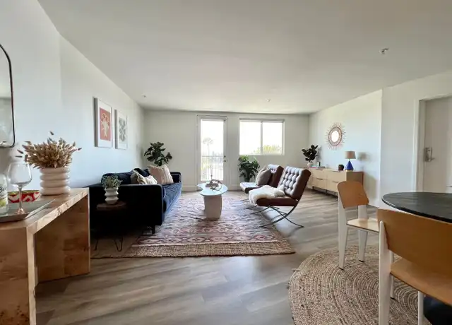 Property at 5210 W Olympic Blvd Unit 101, Los Angeles, CA, 90036, 2 beds, 2 baths, [object Object]