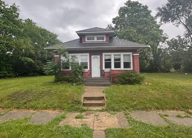 Property at 628 Birdsell St, South Bend, IN, 46628, 2 beds, 1 bath, [object Object]