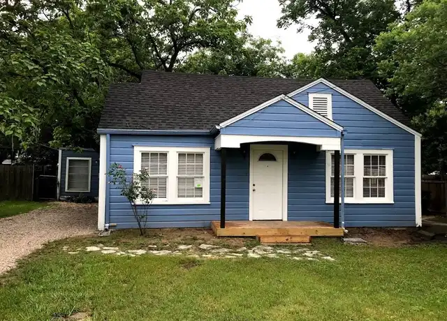 Property at 710 W Lake Dr, Taylor, TX, 76574, 4 beds, 1 bath, [object Object]