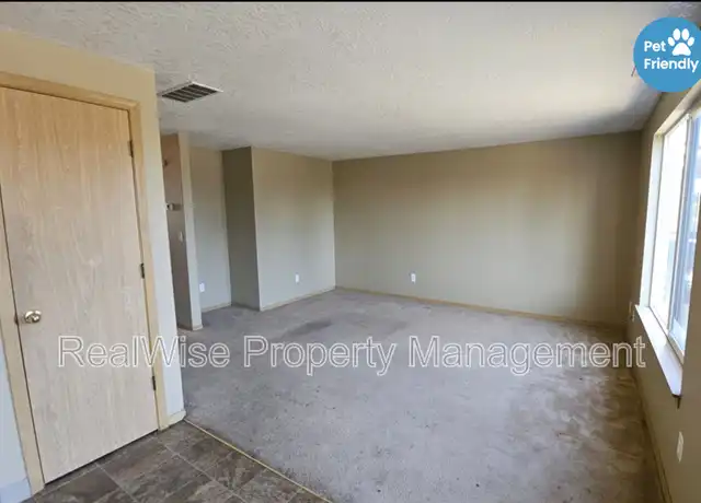 Property at 1414 Brandt Rd Unit A10, Vancouver, WA, 98661, 2 beds, 1 bath, [object Object]