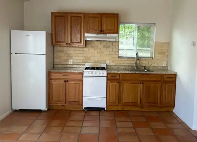 Property at 705 Columbia St, Santa Fe, NM, 87505, 1 bed, 1 bath, [object Object]