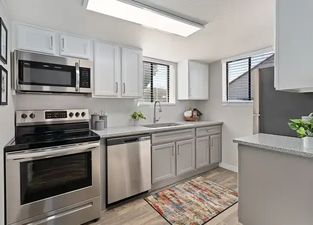 Property at Solas Glendale - 8150 N 61st Ave, Glendale, AZ, 85302, 1-2 bed, 1-2 bath, [object Object]